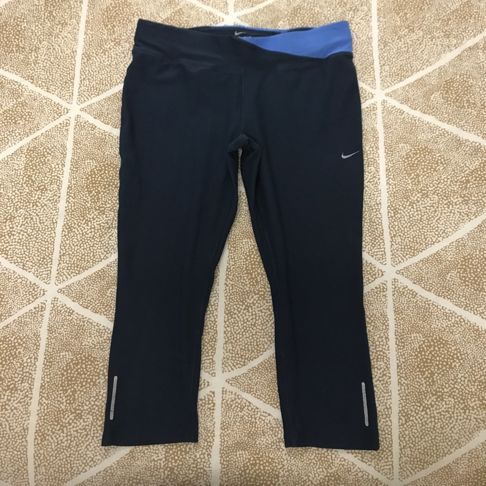 Navy Nike running leggings